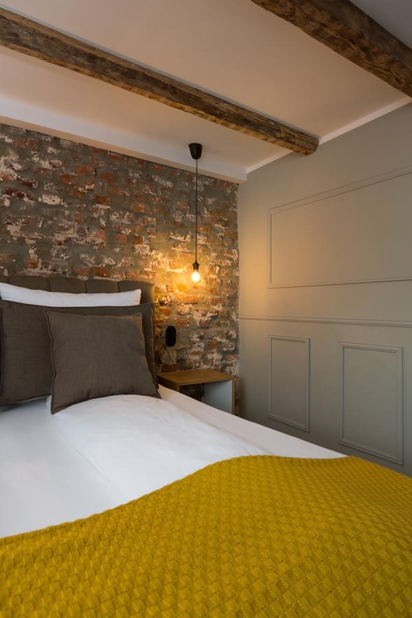 Appartement Square 20 *